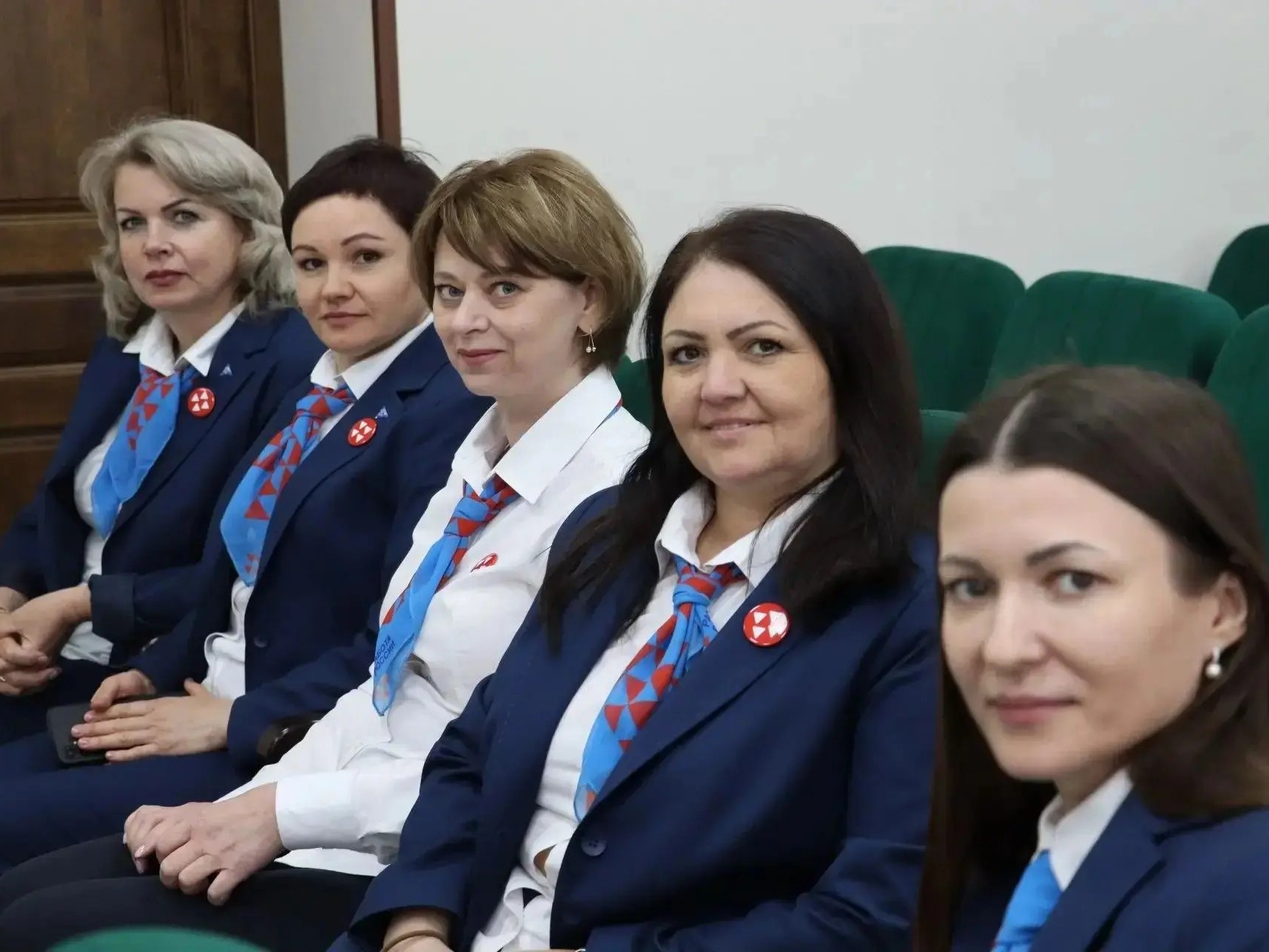 Время возможностей: Всероссийская ярмарка трудоустройства в Чернянском кадровом центре.