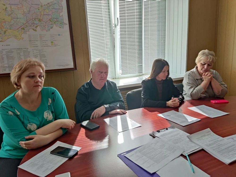 «В Чернянском округе обсудили вопросы легализации трудовых отношений».